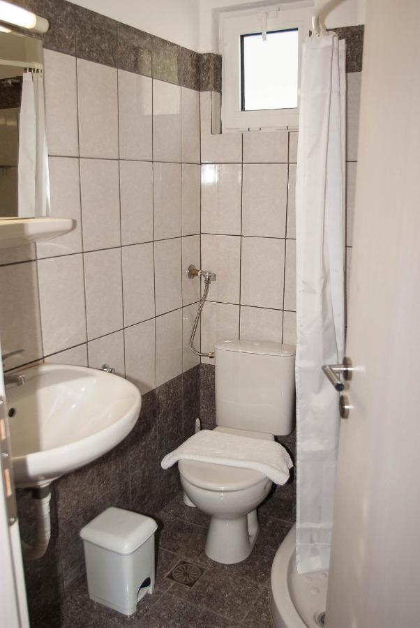קמנה וורלה Ronzi Apartments מראה חיצוני תמונה