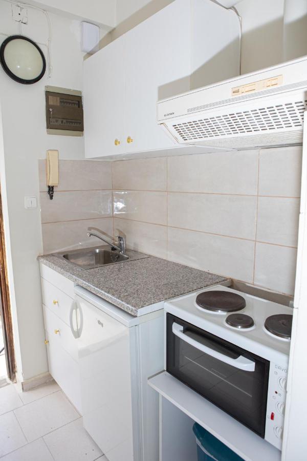 קמנה וורלה Ronzi Apartments מראה חיצוני תמונה