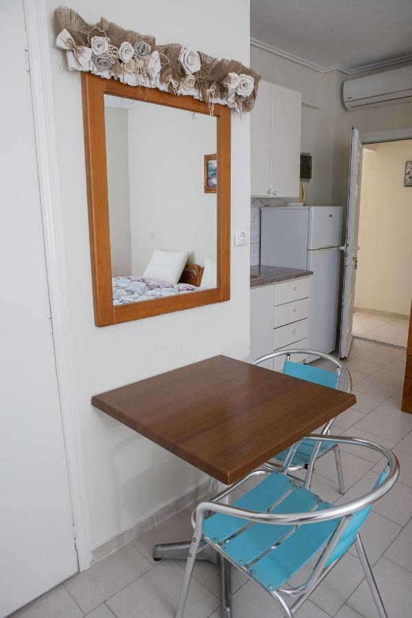 קמנה וורלה Ronzi Apartments מראה חיצוני תמונה