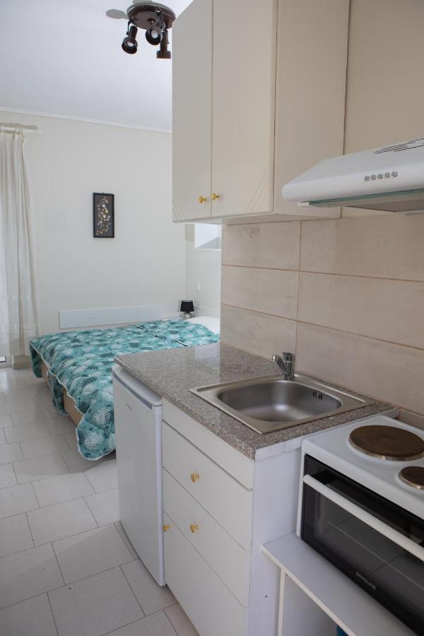 קמנה וורלה Ronzi Apartments מראה חיצוני תמונה