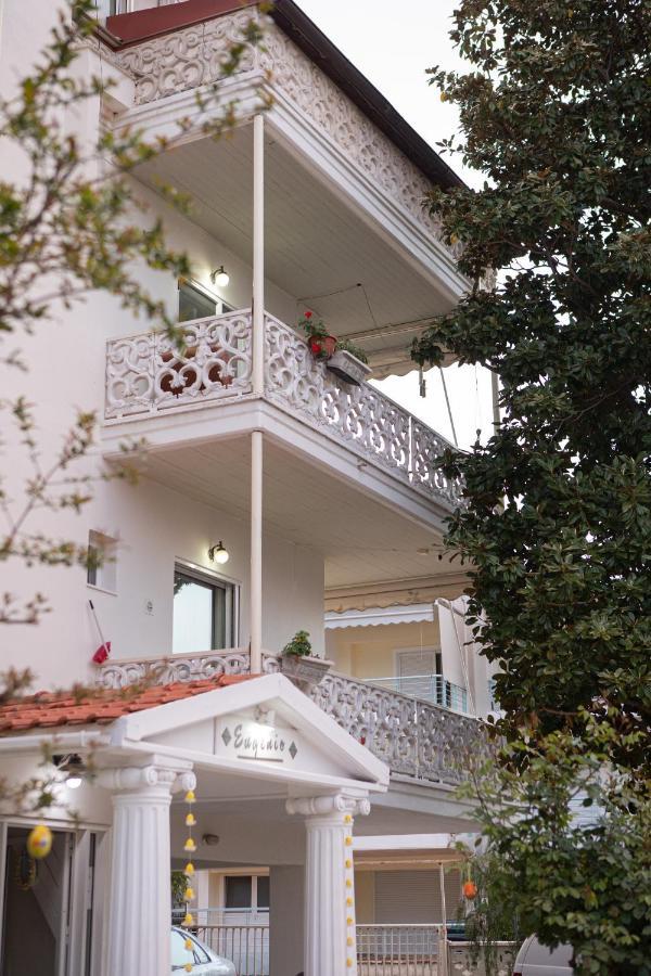 קמנה וורלה Ronzi Apartments מראה חיצוני תמונה